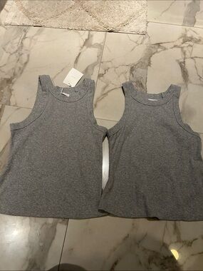OAK + FORT Gray Ribbed Tank Tops